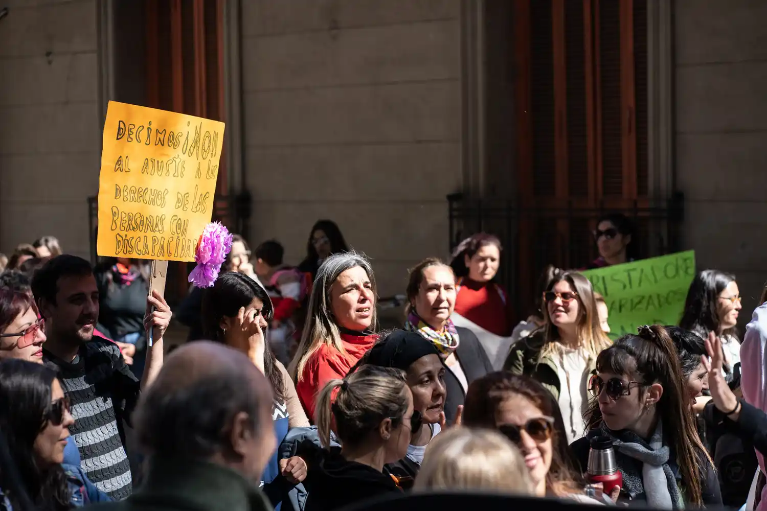 Prestadores de personas con discapacidad vuelven a marchar este viernes y convocaron a acompañarlos con velas