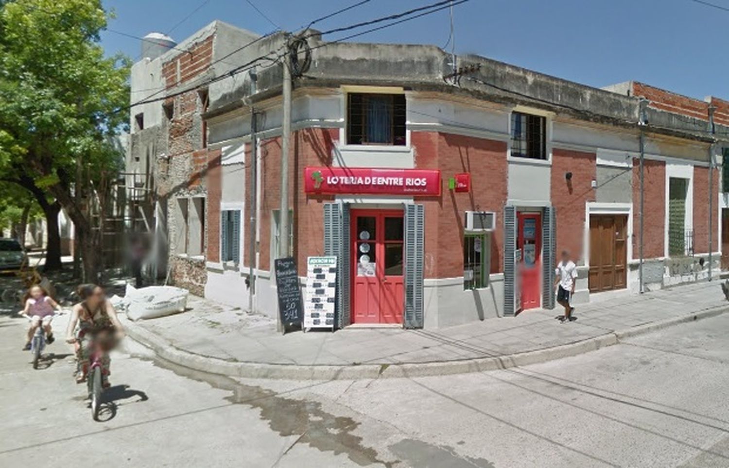 Detuvieron a un hombre por el asalto a la tómbola de San Juan y Fray Mocho