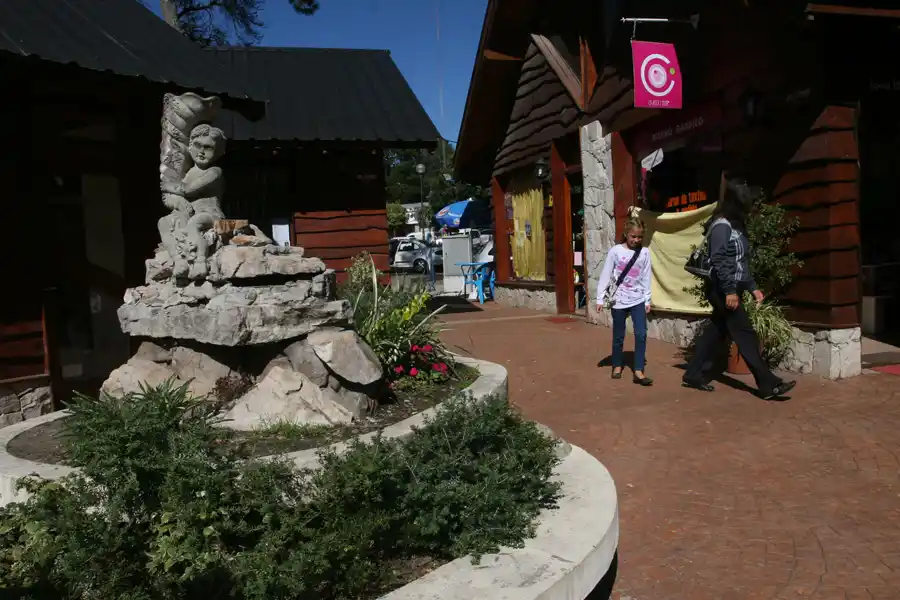 La Universidad analizará si es viable la autonomía de Sierra de los Padres