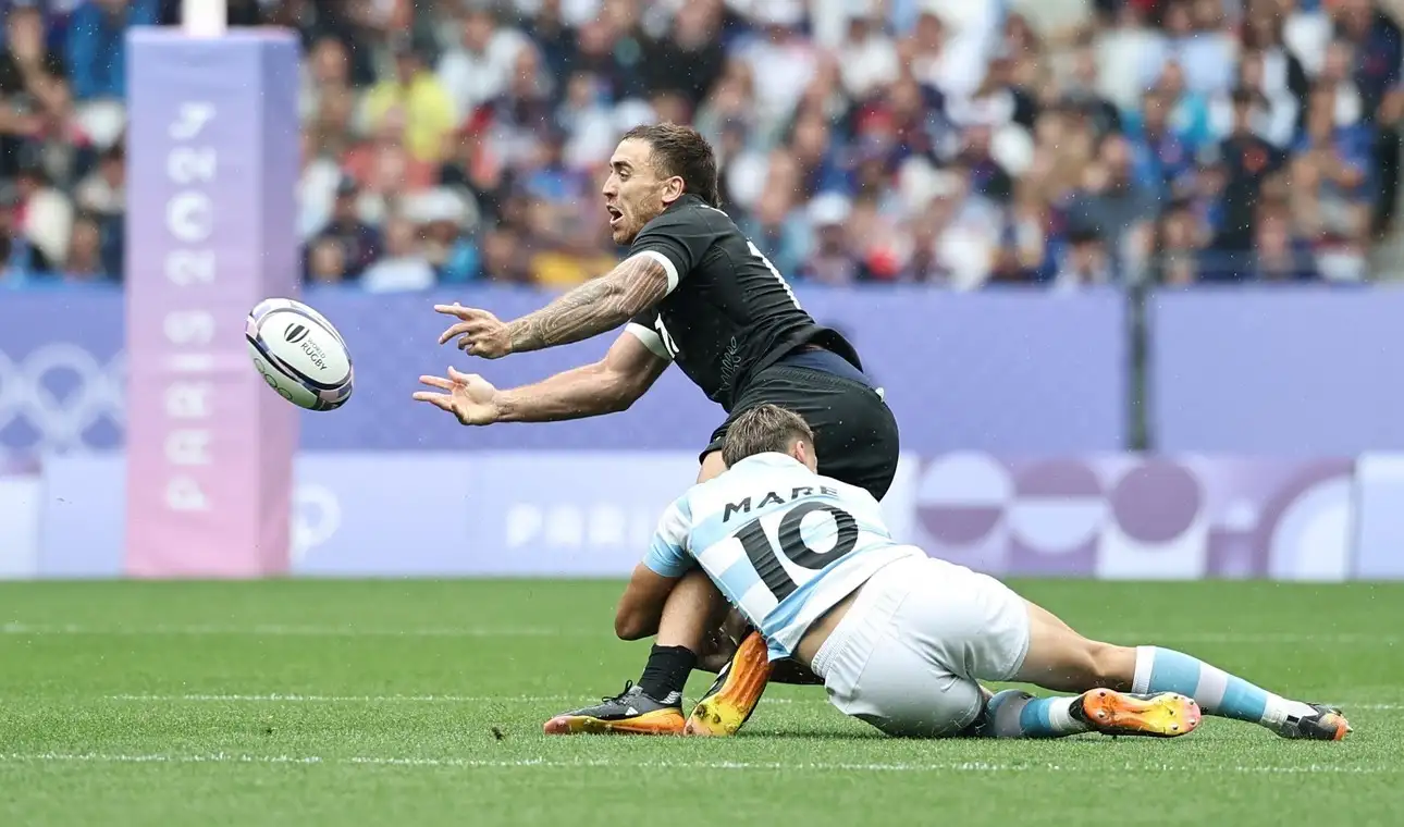 A pesar de luchar, los Pumas perdieron ante los poderosos All Blacks.