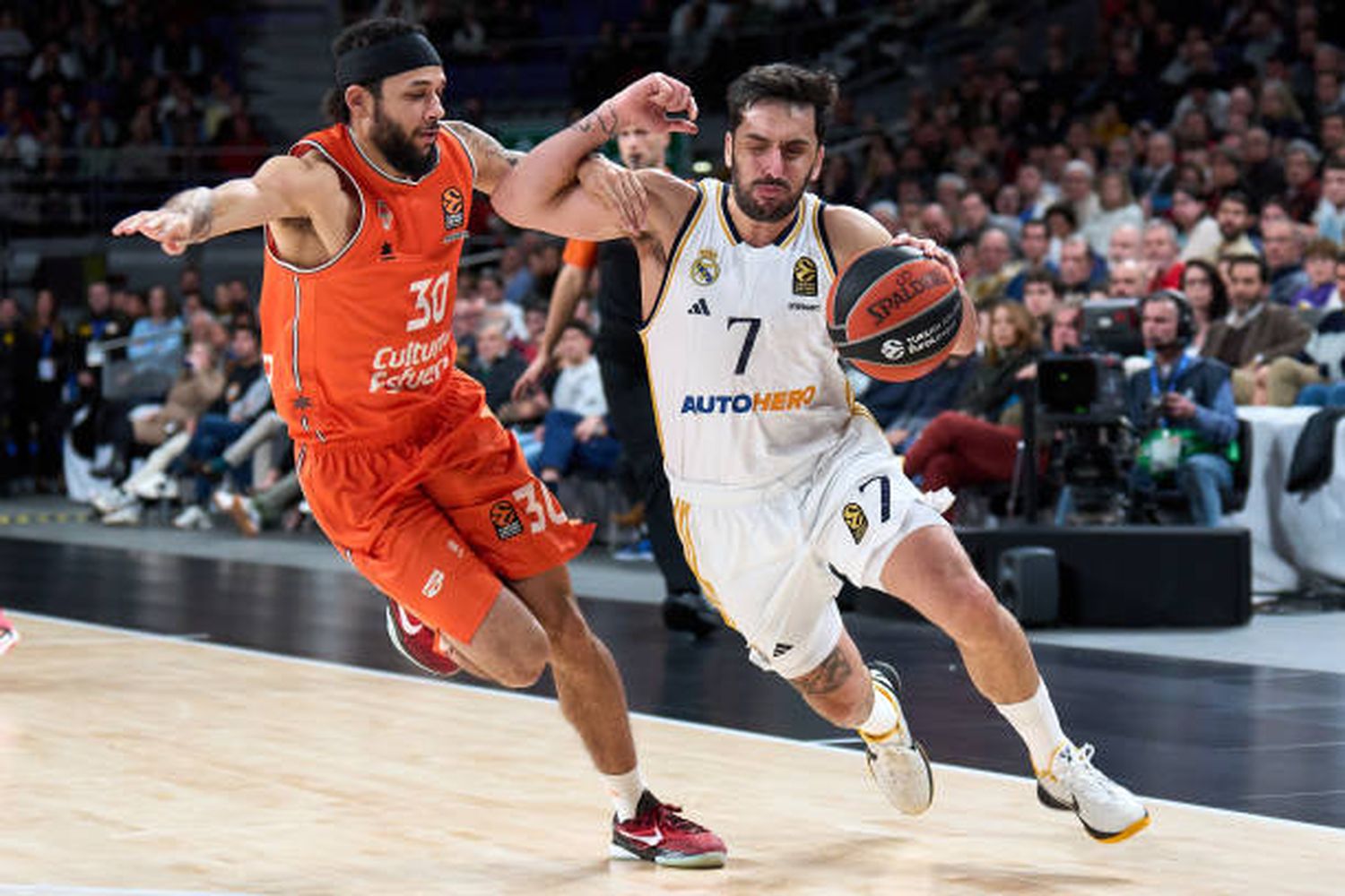 Campazzo, máximo anotador en el triunfo de Real Madrid