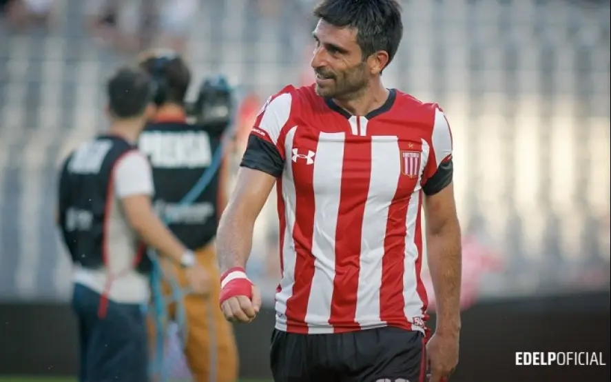 Se despidió el Chapu Braña y Estudiantes le regaló una goleada ante Sarmiento