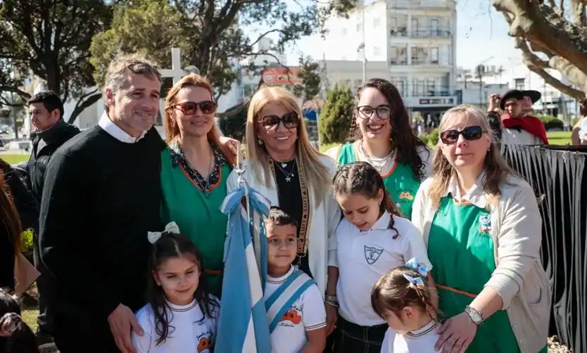 El intendente Achával reconoció a los docentes por el Día del Maestro