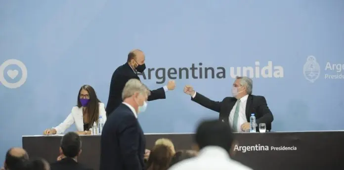 Formosa: Fernández se mostró con Insfrán y Rodríguez Larreta pegó el faltazo para evitarlo