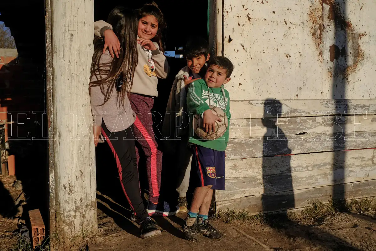 Barrio San Jorge: “A las cinco de la tarde ya tenés que estar encerrado”
