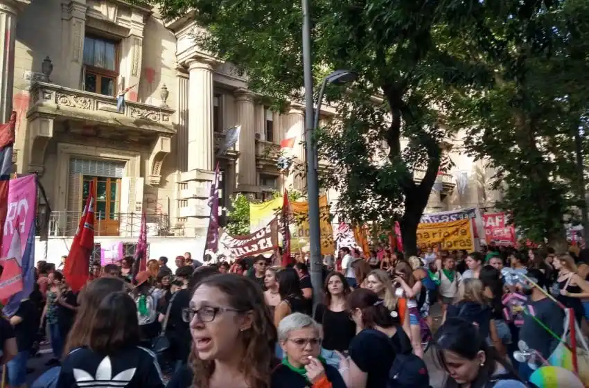 Un informe relevó que hubo 294 femicidios en Argentina durante el 2024