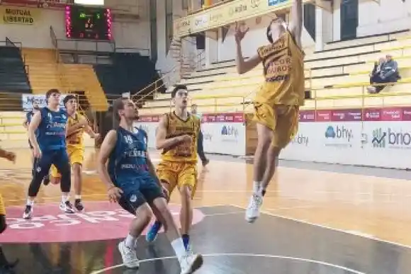 Atlético y Unión se metieron en las semifinales del Oficial