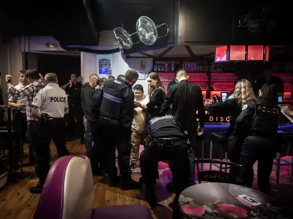 Denuncian ataques con agujas en boliches y recitales en Europa