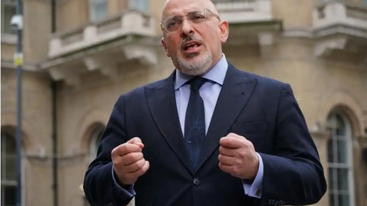 El Ministro Educación británico defiende el derecho de los padres a abofetear a sus hijos