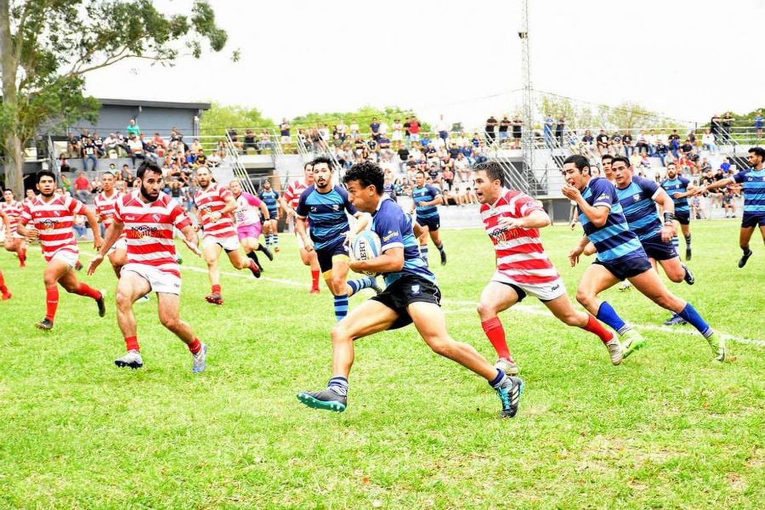 Aguará le ganó a Regatas
y subió al segundo puesto