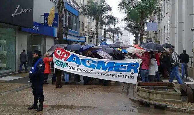Paro docente: 75% de adhesión en la ciudad y un 95% en toda la provincia 