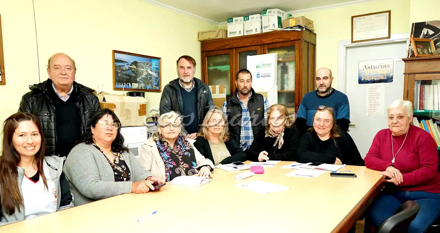 Reunidos: Integrantes de las colectividades