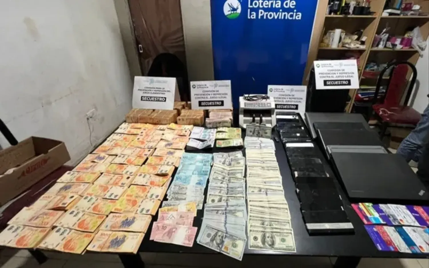 Golpe al casino online ilegal: allanamientos en Buenos Aires y Santa Fe