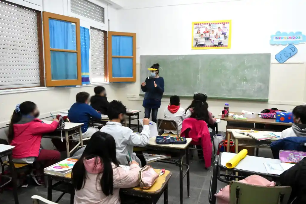 Suspenden las clases por el temporal en Mar del Plata