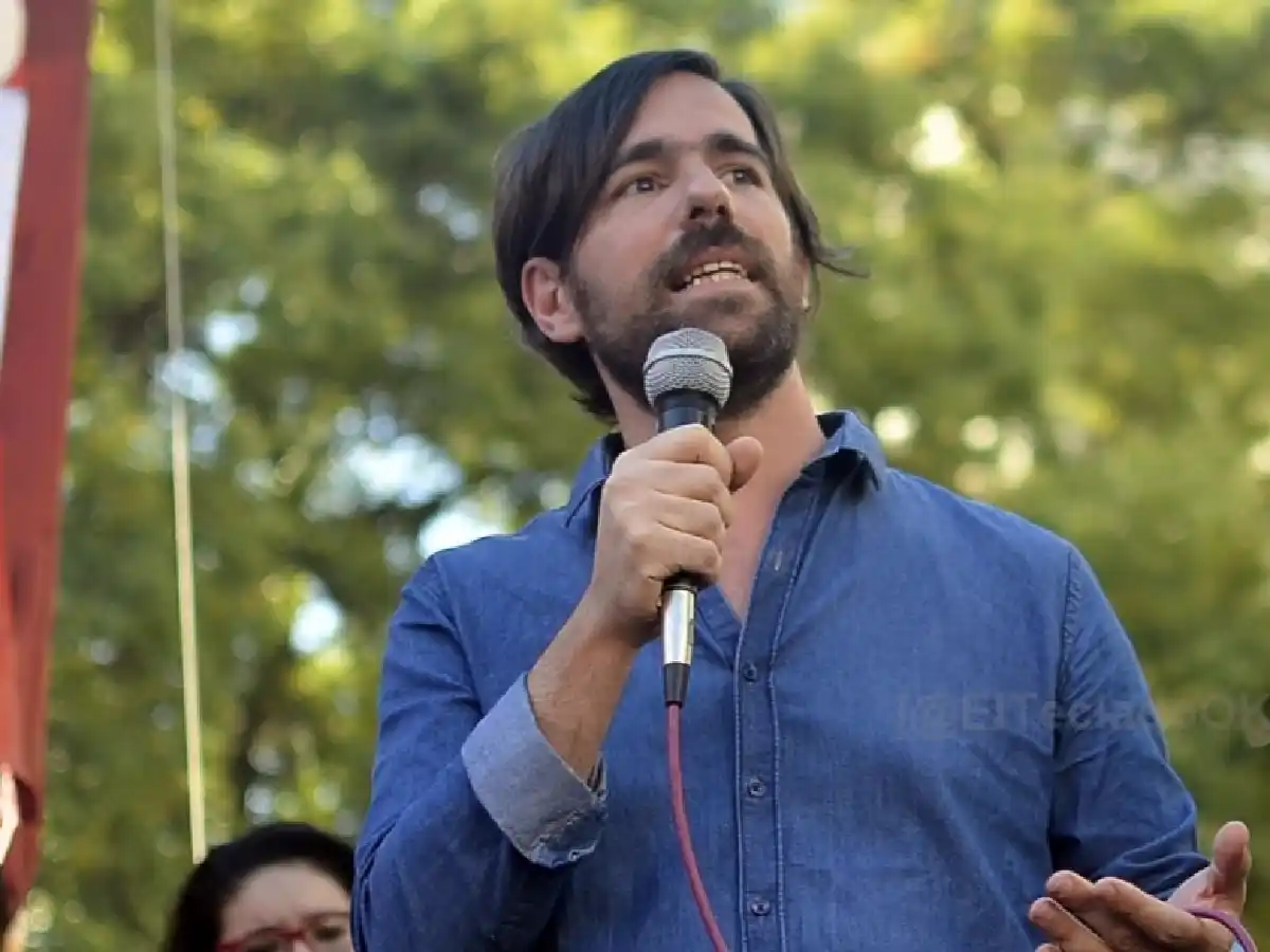 El PTS-FIT proclamó por unanimidad a Del Caño como precandidato presidencial