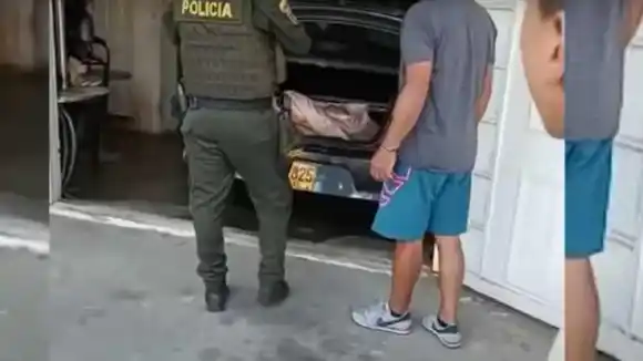 Mujer fue hallada muerta dentro del baúl de un carro