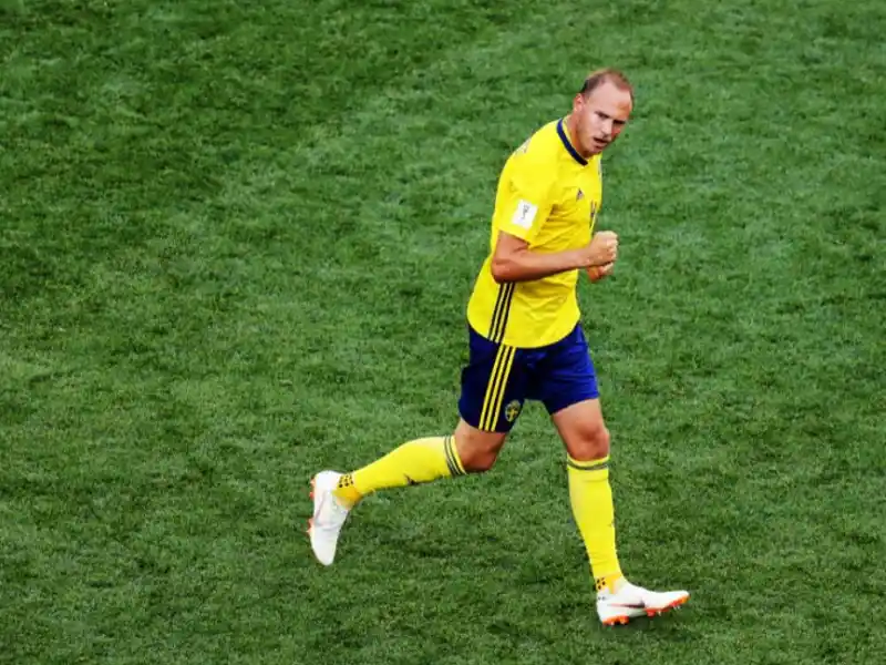 Suecia derrotó 1-0 a Corea del Sur con un penal cobrado por el VAR