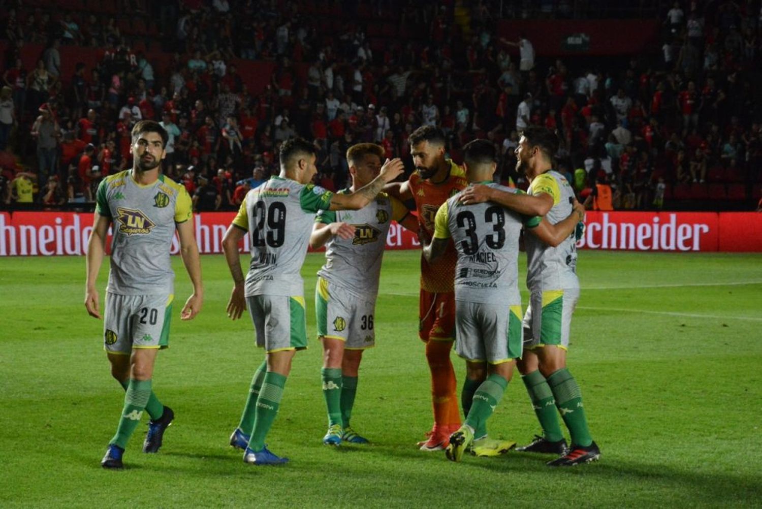 Aldosivi se llevó un triunfo fundamental de Santa Fe