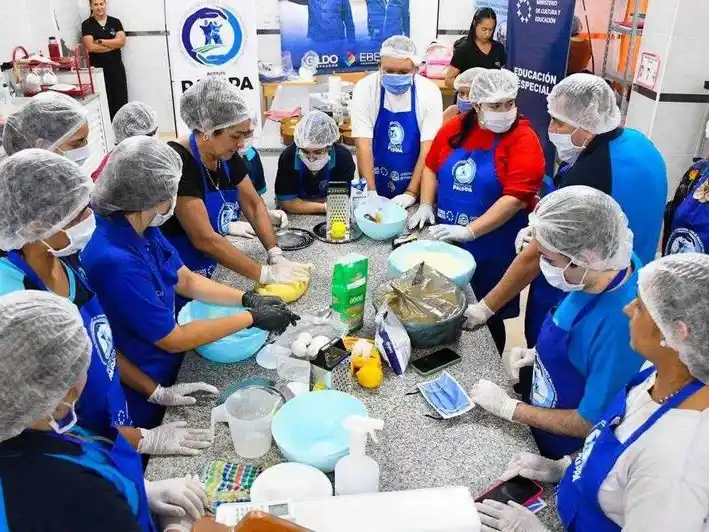 Inclusión y tradición: el Instituto PAIPPA 
capacitó en elaboración de roscas de Pascuas