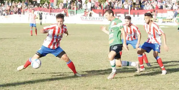Santa María y Libertad marchan punteros en la Primera División �SA⬝