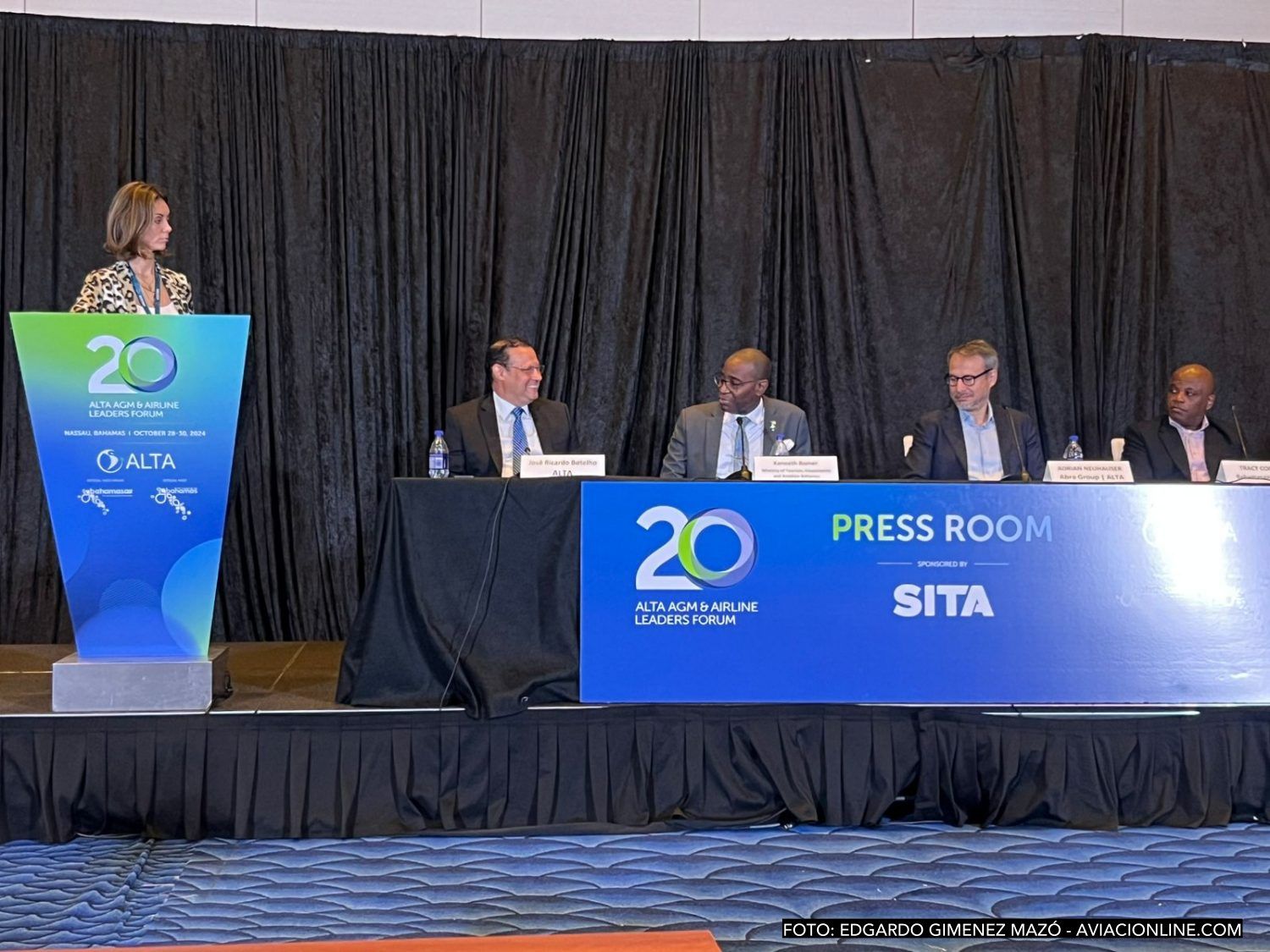 Latin American aviation leaders gather in Nassau to discuss future of connectivity and regulation