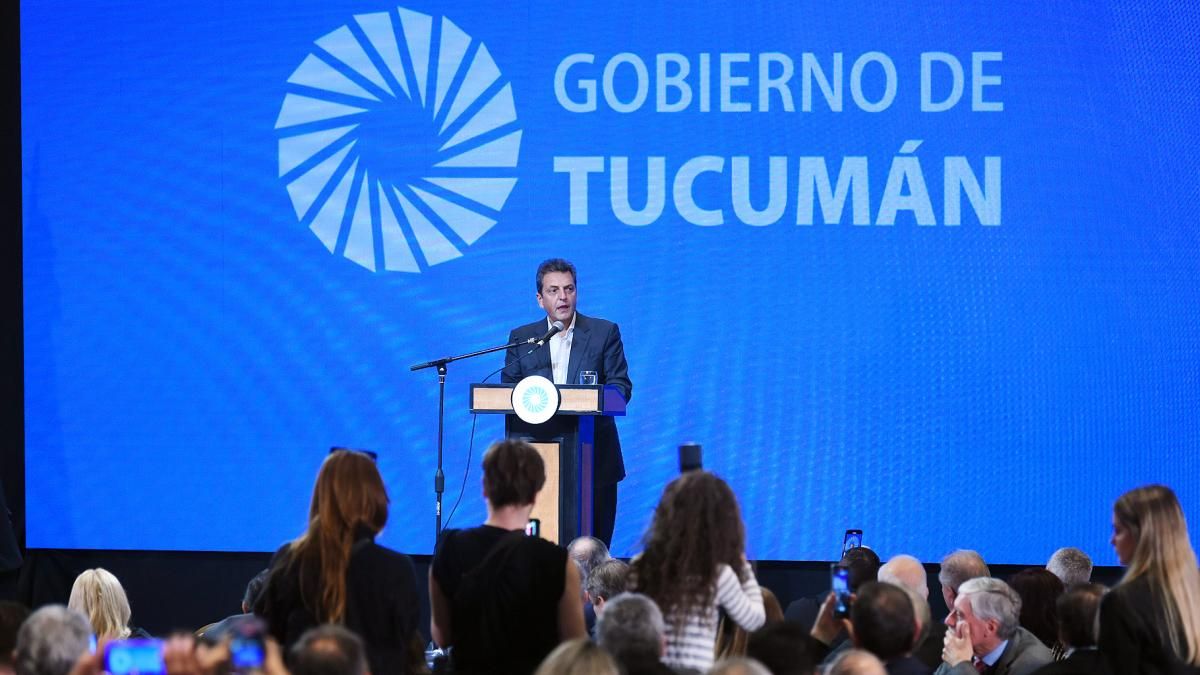 Massa elevó críticas a Milei y al FMI.