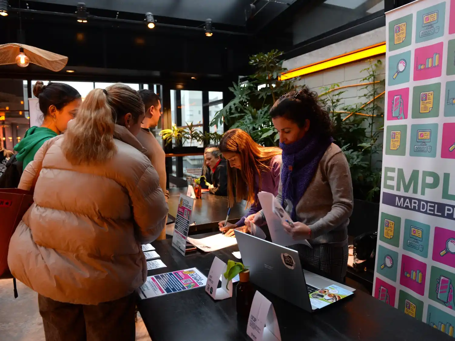 Los interesados pueden ingresar en www.mardelplata.gob.ar/ofertaempleo .