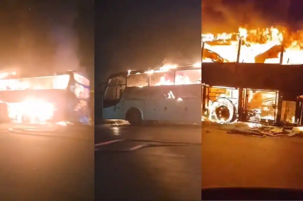 Colectivo incendiado en ruta 2