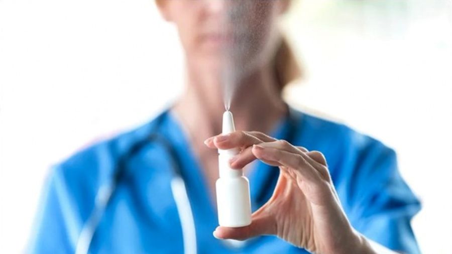 Vacuna nasal: se lanzará en 2022 y será efectiva contra la variante Ómicron