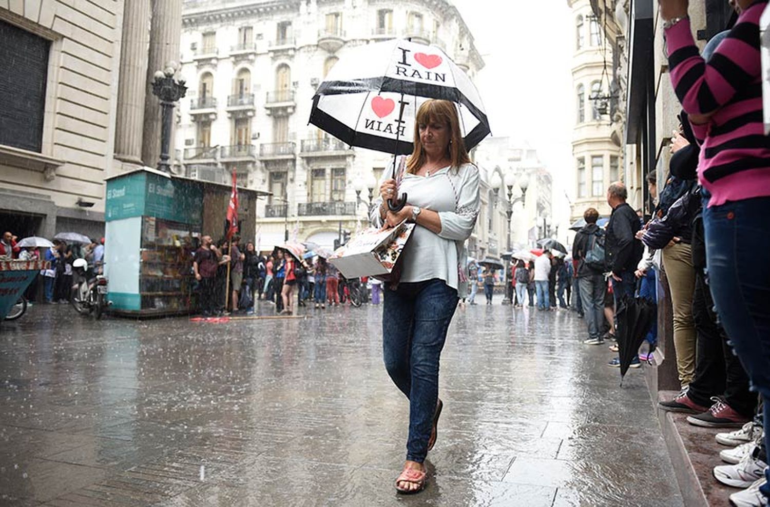 Amenaza de lluvias para este miércoles