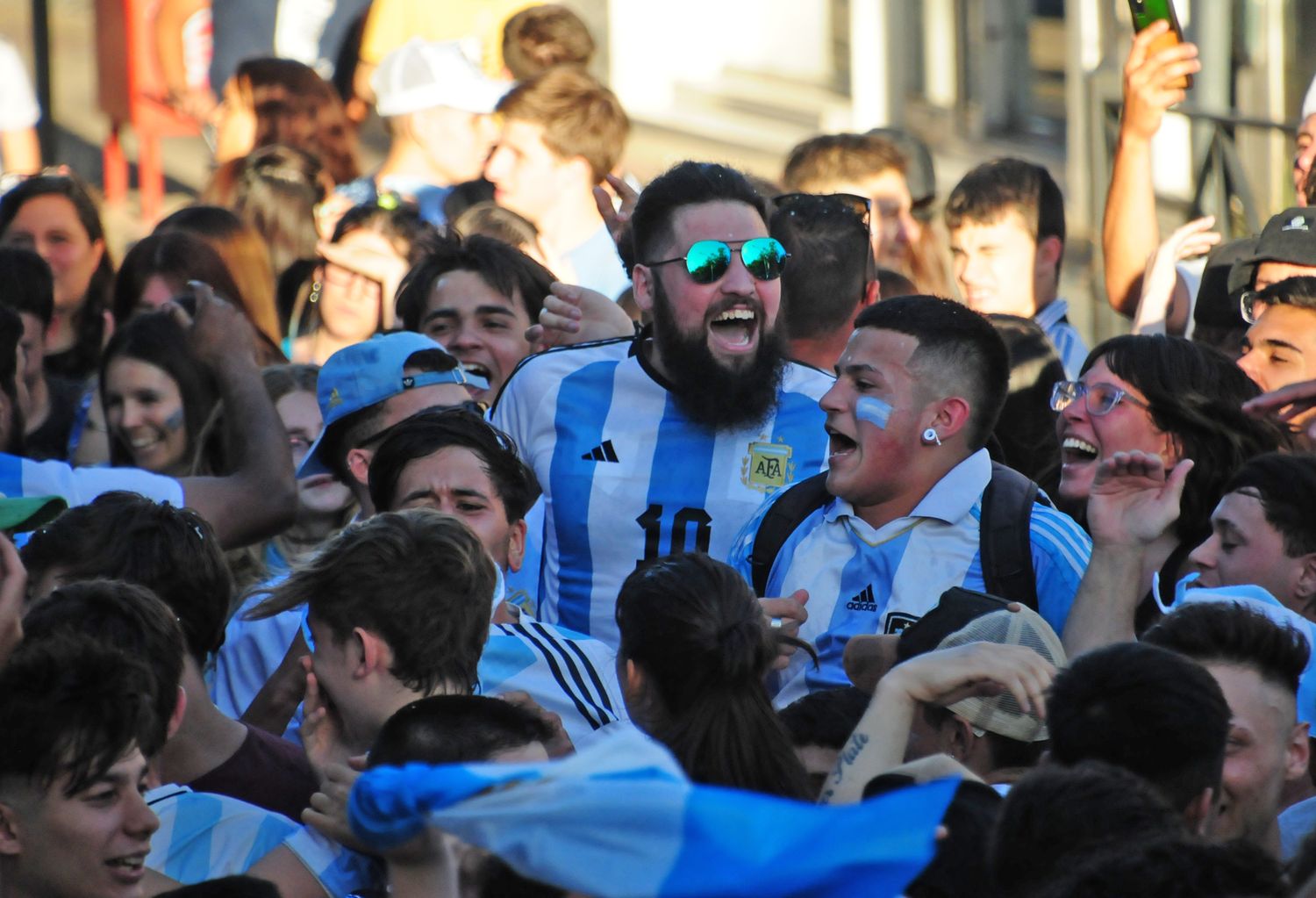 Festejo Argentina-  Australia 03-12-22 - 15