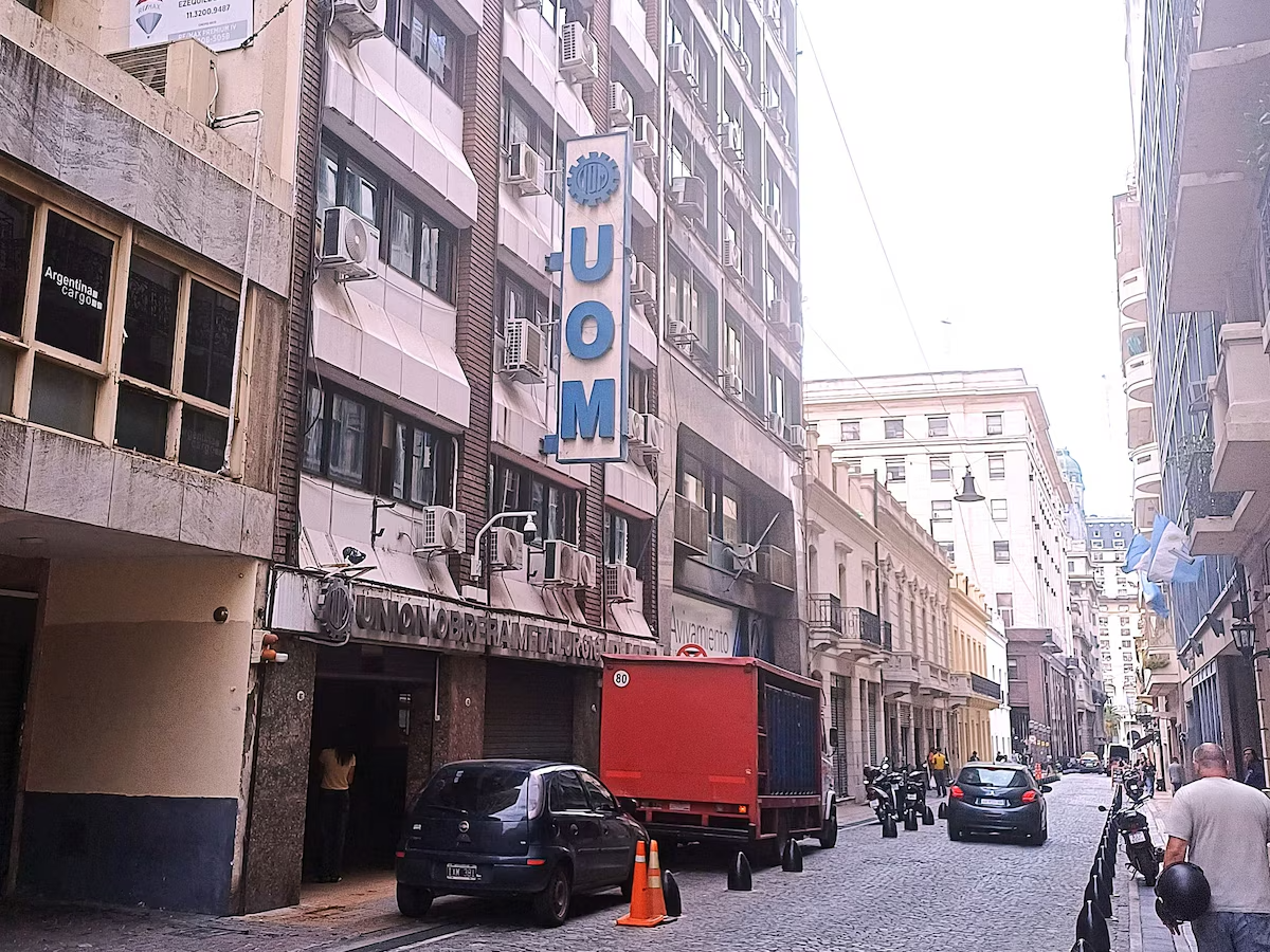 Allanaron la sede de la UOM en una causa contra Abel Furlán por presunta administración fraudulenta