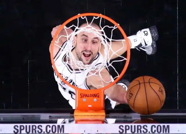 Histórico: San Antonio Spurs va a retirar la "20" de Manu Ginóbili
