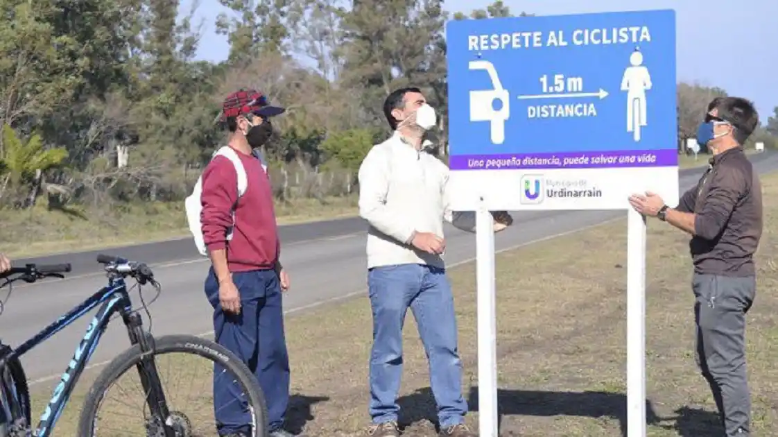 Novedosa campaña en Urdinarrain para respetar al ciclista