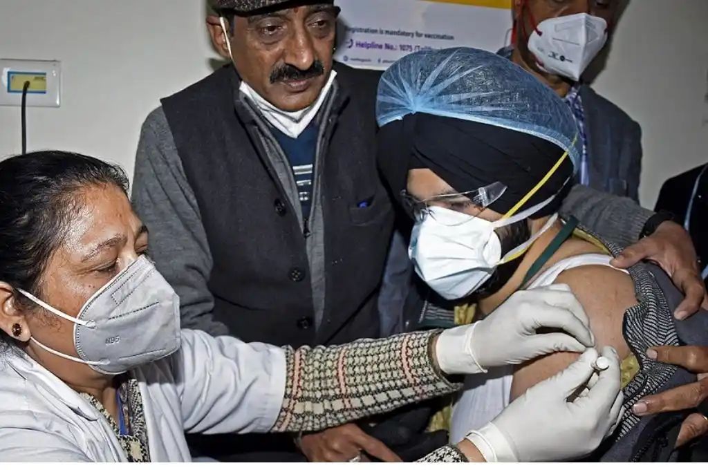 India registró cerca de 60.000 nuevos casos, su cifra más alta en cinco meses y medio