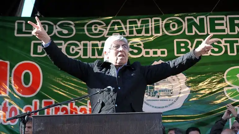 Camioneros acordó un 33% de aumento y suspendió el paro nacional de 48 horas