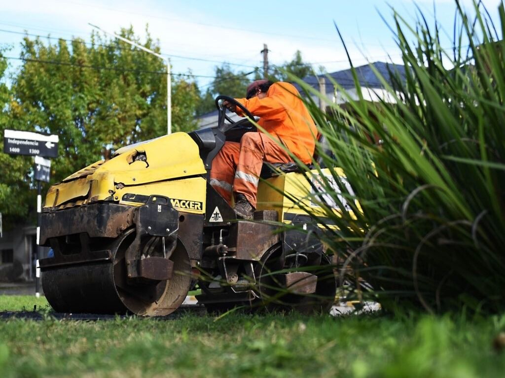 Repavimentación de la Vía Aeróbica y críticas sobre las prioridades de obra pública