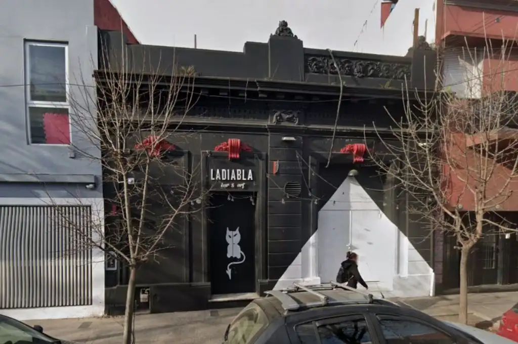 Hombre herido a la salida de un boliche