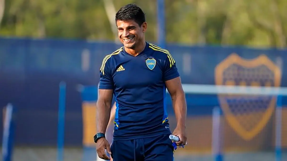 Hugo Ibarra desmintió problemas con el plantel y le respondió a Battaglia