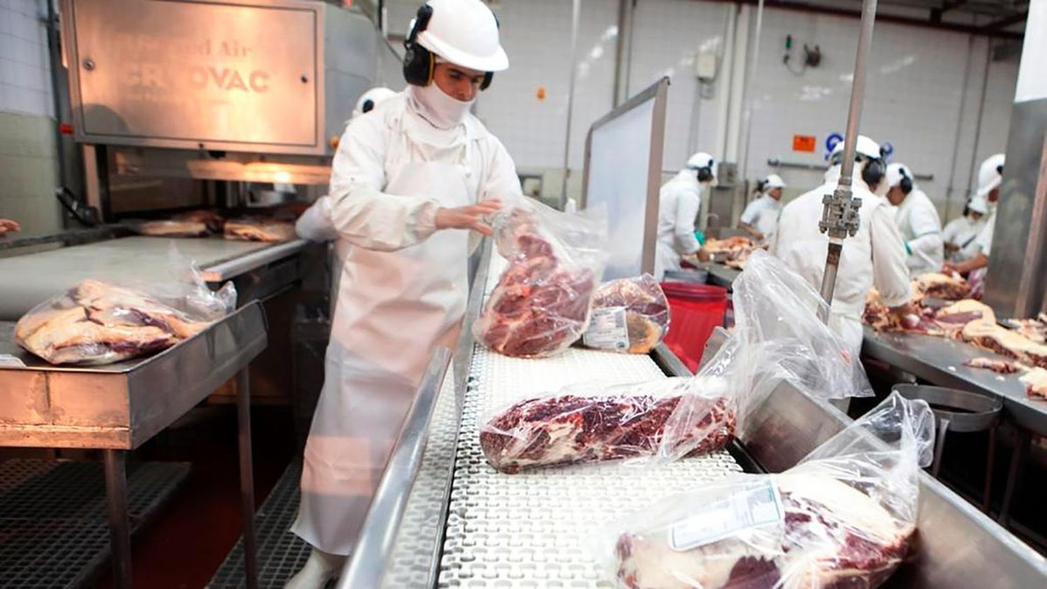 El Presidente del Mercado Central, a favor de restringir las exportaciones de carnes