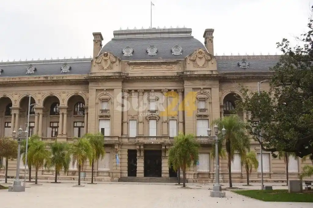 Dos días de duelo por la muerte de Carlos Reutemann en la provincia de Santa Fe