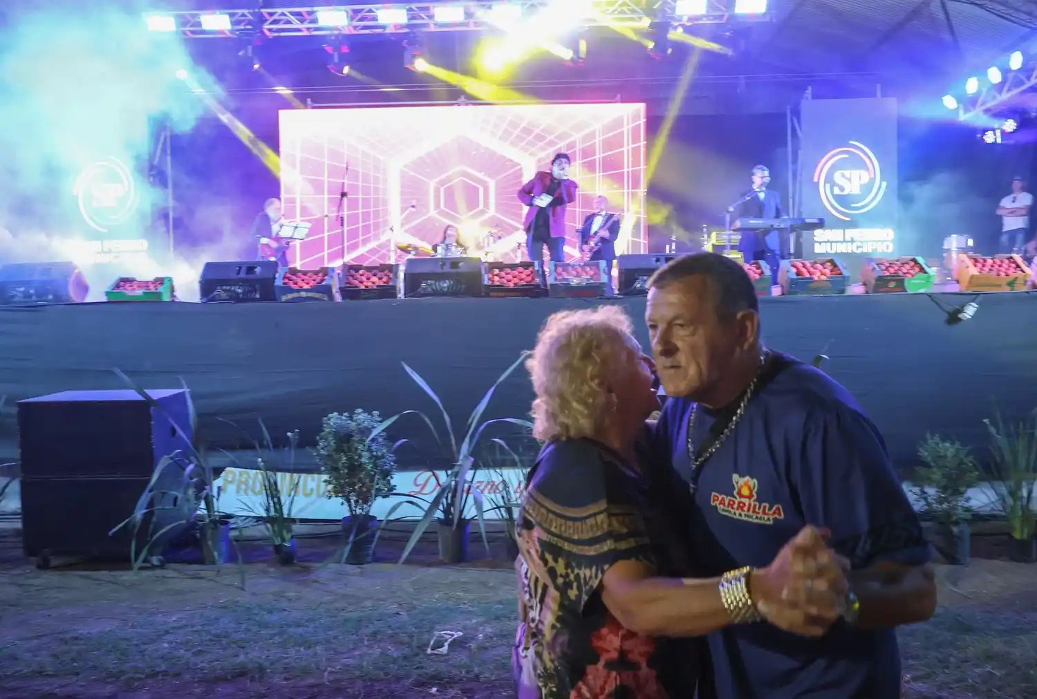 La Fiesta del Durazno 2025 se desarrolló durante una jornada con buen marco de público. Foto: Prensa Municipalidad.