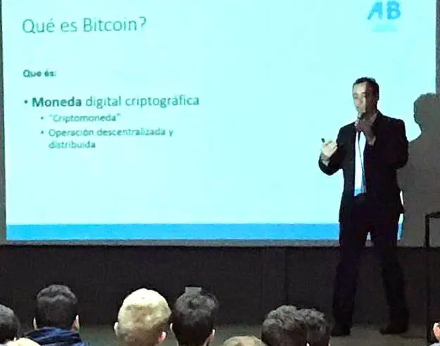 En la ciudad hay cada vez más interesados en Bitcoin y otras criptomonedas