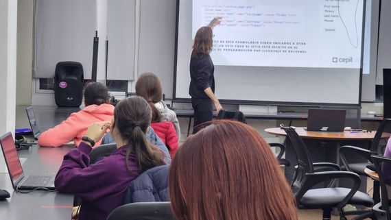 Se extendió la inscripción para el curso de introducción a la programación “Más allá del código”