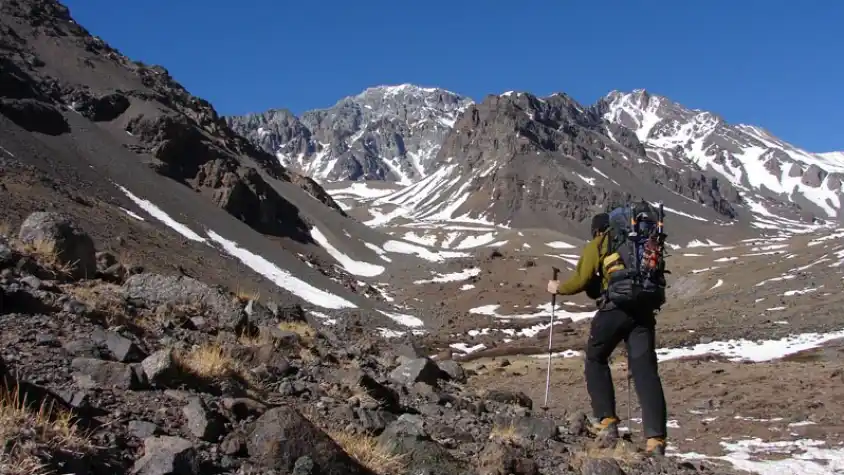 Hallaron sano y salvo a un andinista perdido en Las Cuevas