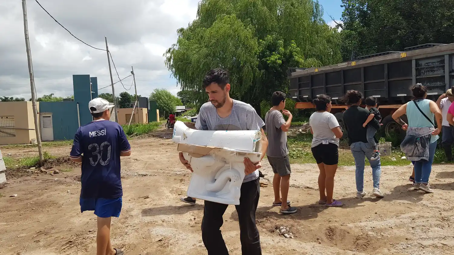 84 viviendas entrega sanitarios 27 de febrero