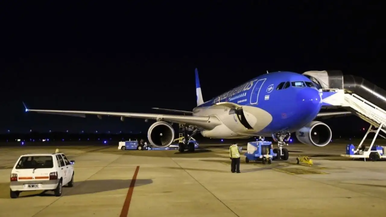 Llegó a Moscú el vuelo de Aerolíneas Argentinas para traer más vacunas Sputnik V