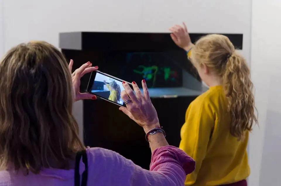 El Mumbat: Arte y Tecnología