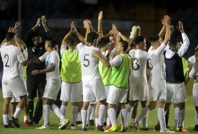 Robaron 4400 piezas de la utilería de Guatemala, ¿con qué camisetas jugarán contra Argentina?