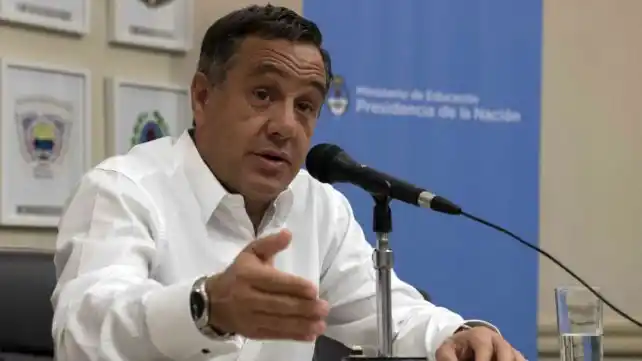 Finocchiaro: "No estoy de acuerdo con 'todes', el lenguaje no puede cambiar por imposiciones de minorías"